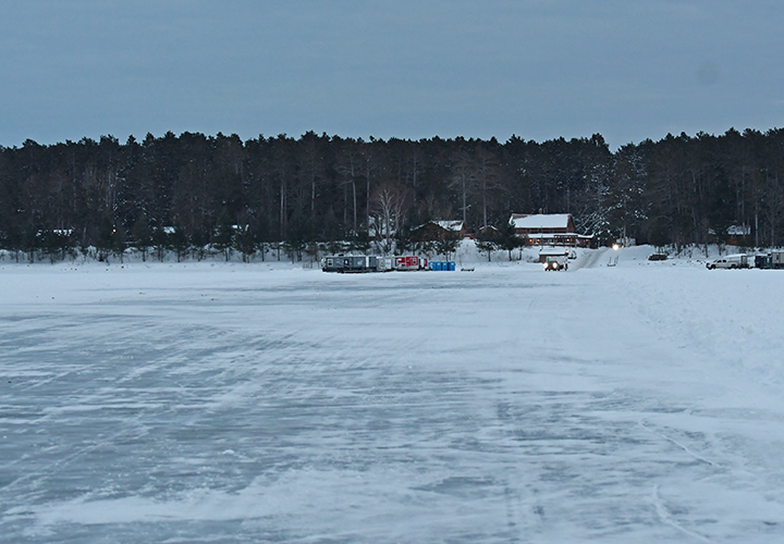 image of ice access at the entrace of High Banks Resort