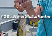 image links to fishing report from Bowen Lodge on Lake Winnie