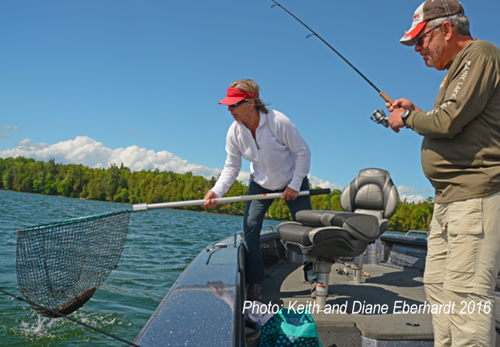 image of Keith and Diane Eberhardt walleye fishing on Lake Winnie