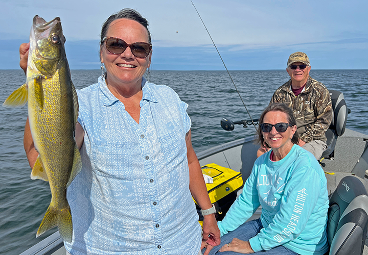 image of the Hippie Chick fishing with Karen and Erling Hommedahl on Lake Winnie