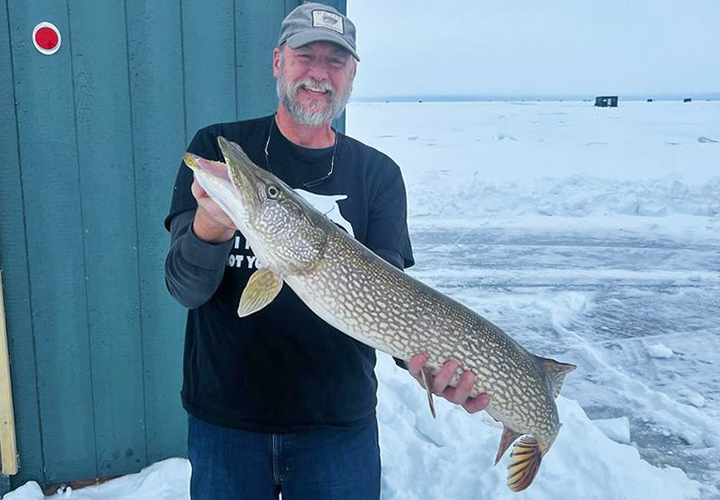 MN Pike Spearing